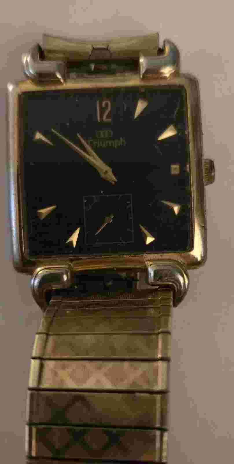 Vintage Mens Triumph Quartz Gold Wristwatch Square Face