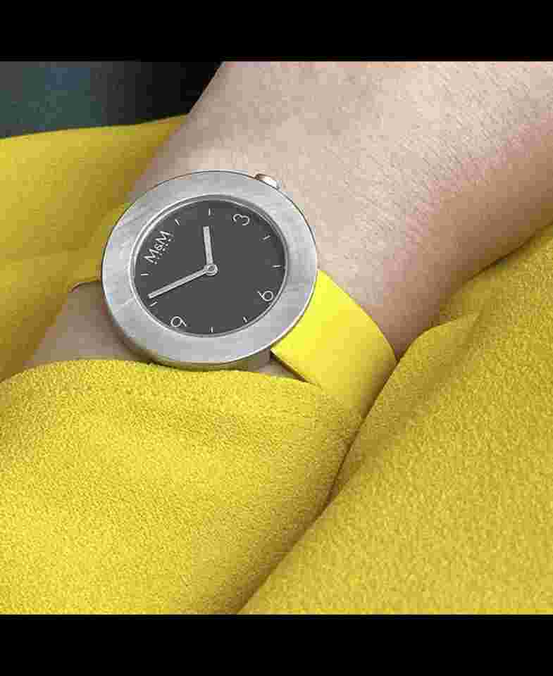 M&M Women Quartz Casual Watch Classic Dress Black Dial Waterproof Round Fashion