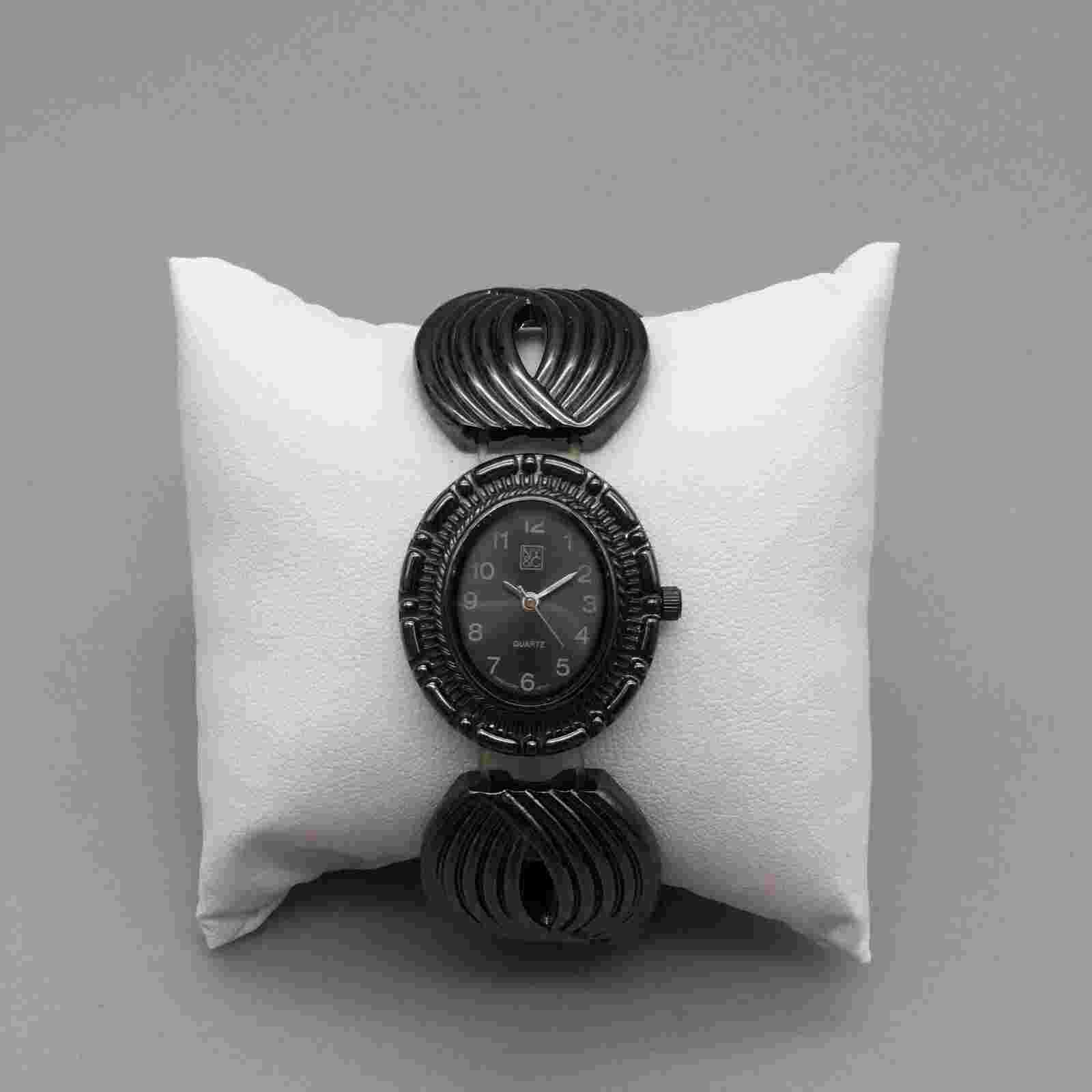 NY&C Watch Women 27mm Silver Tone Black Oval Dial Stretch Band New Battery