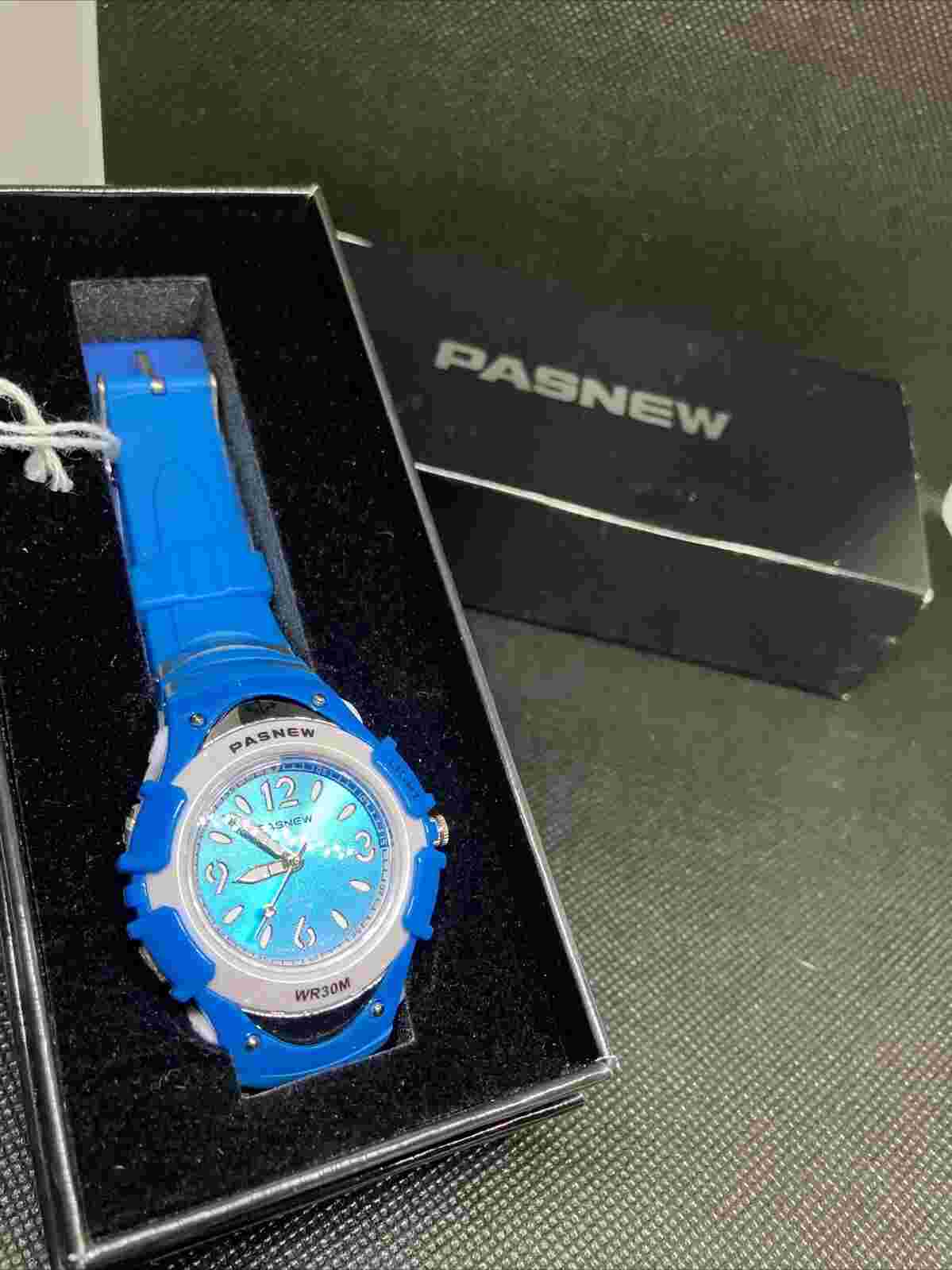 Pasnew PSE316 Blue And White Sport Watch WR30M #778