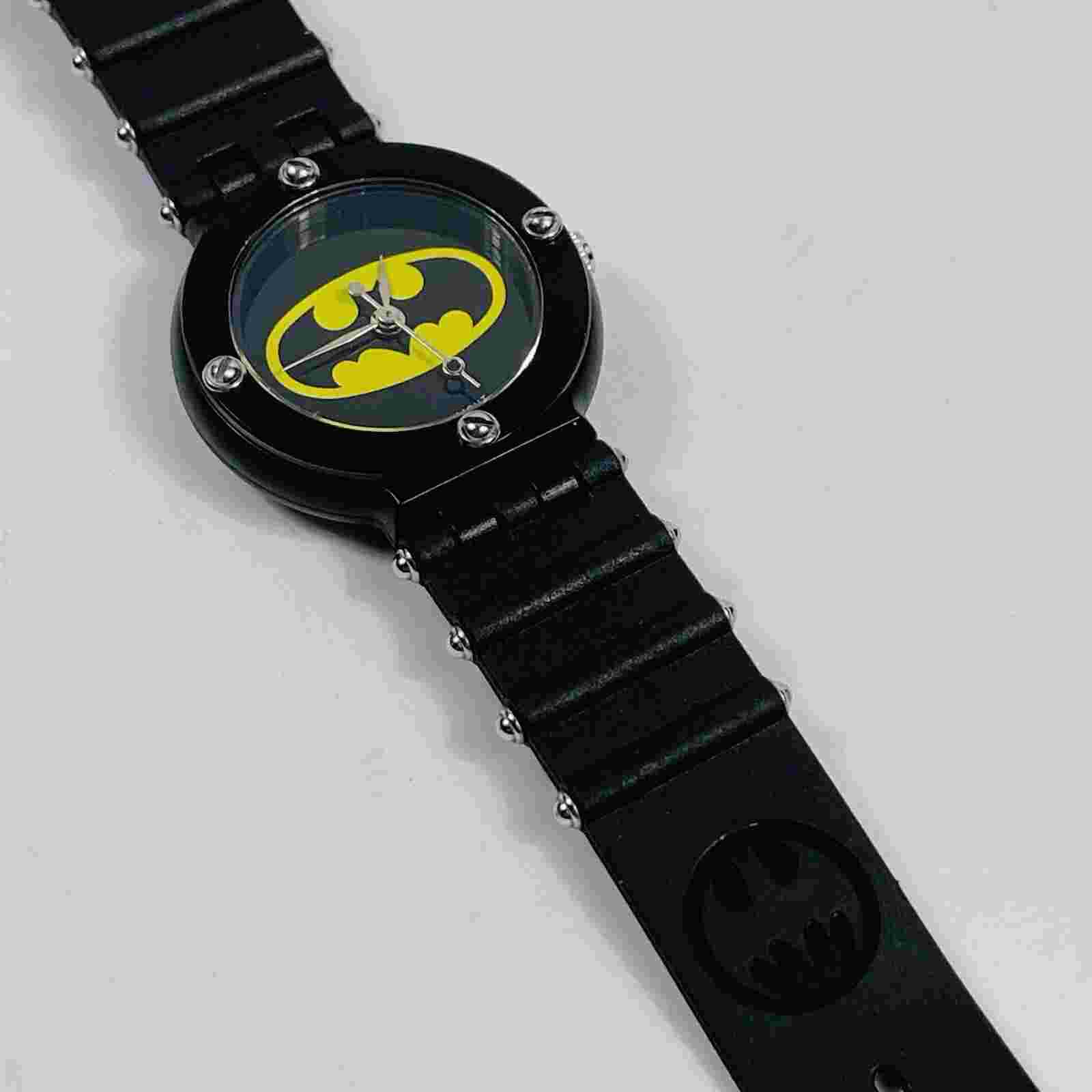 Vtg Quintel Batman 1989 Watch Black Yellow Logo Dial