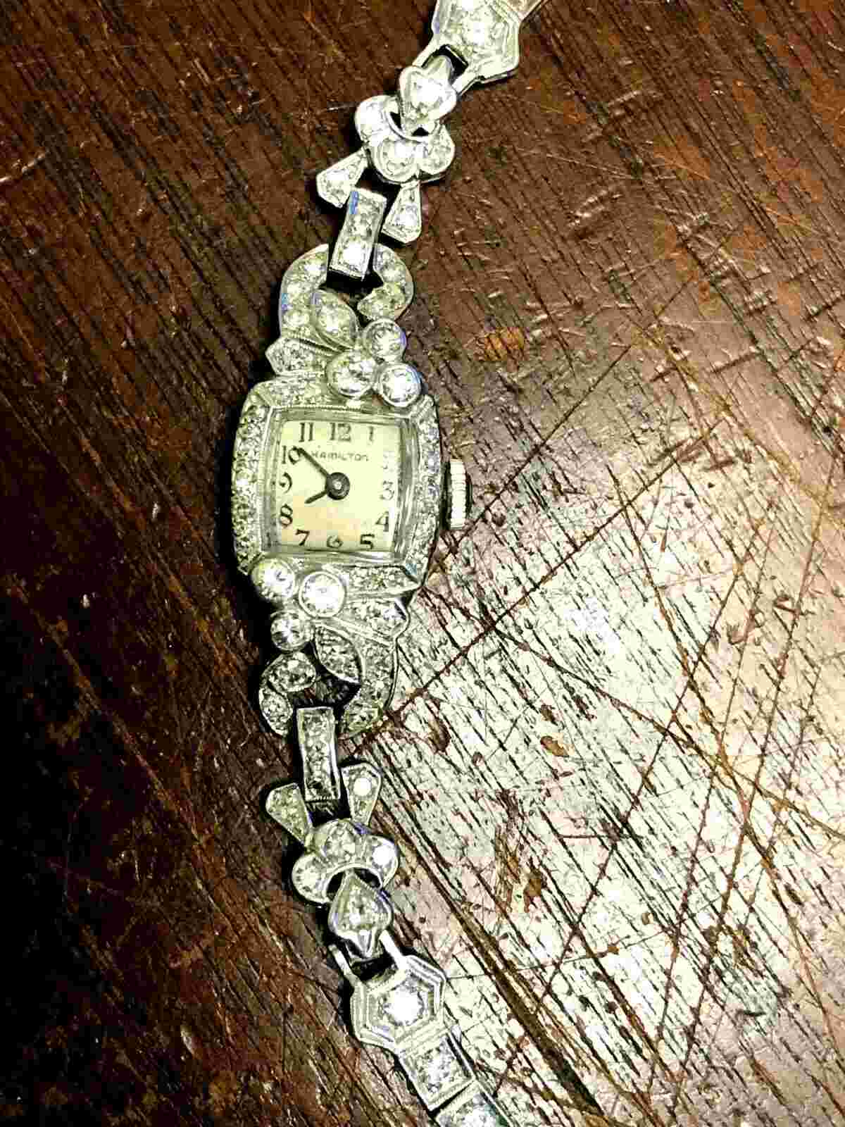 VINTAGE PLATINUM DIAMOND LADIES HAMILTON 17J WATCH 911 ORIGINAL BOX