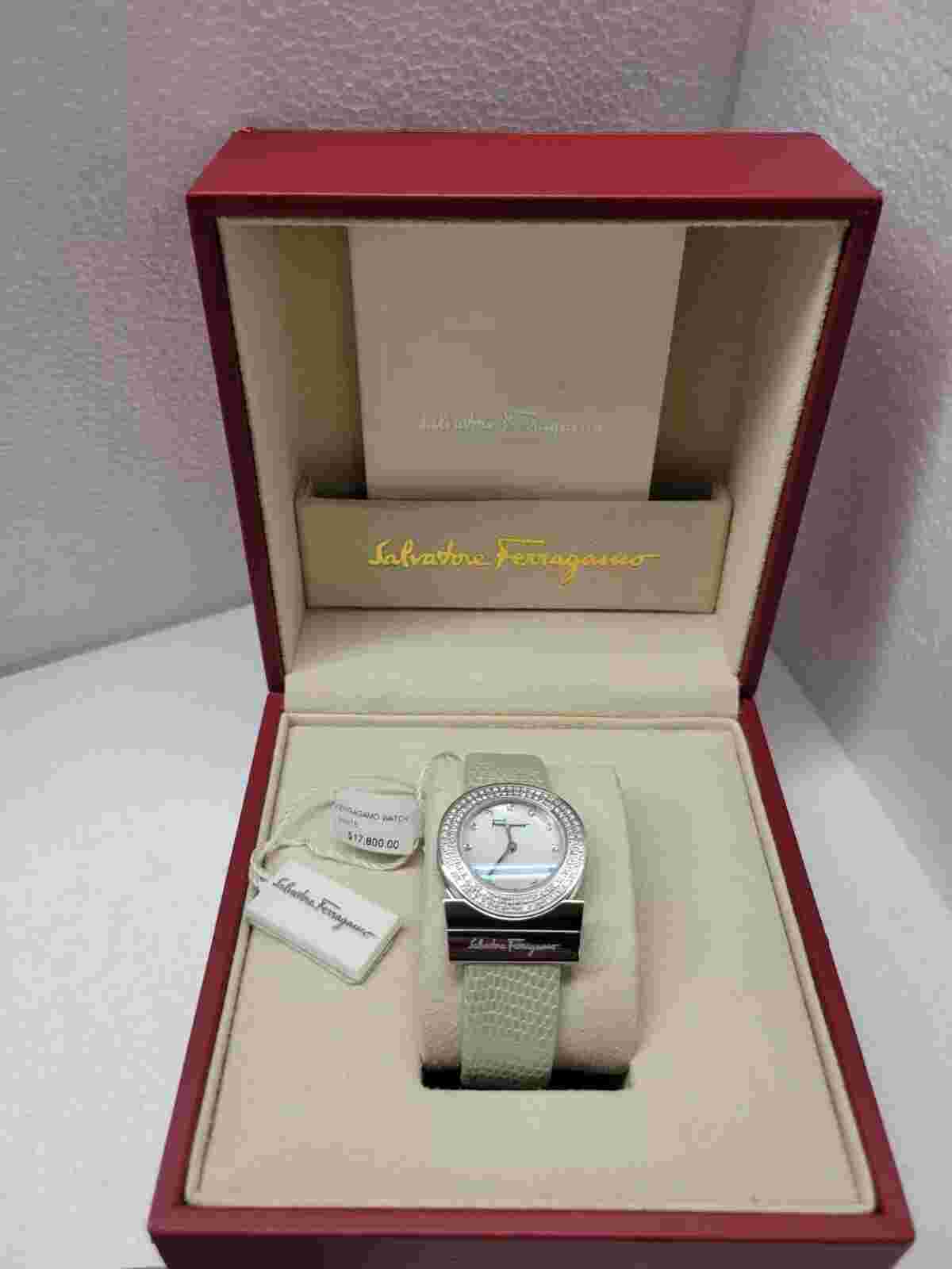 SALVATORE FERRAGAMO LADIES WHITE LIZARD SKIN CERAMIC DIAMOND AUTOMATIC WATCH NEW