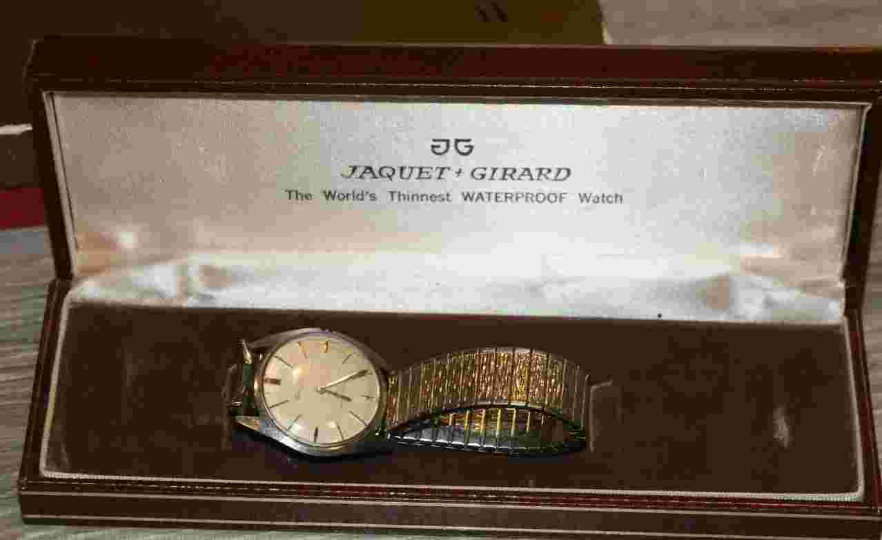 VINTAGE RARE JAQUET GIRARD (Henri Darreaux)  * SWISS 17 JEWELS..Parts or repair
