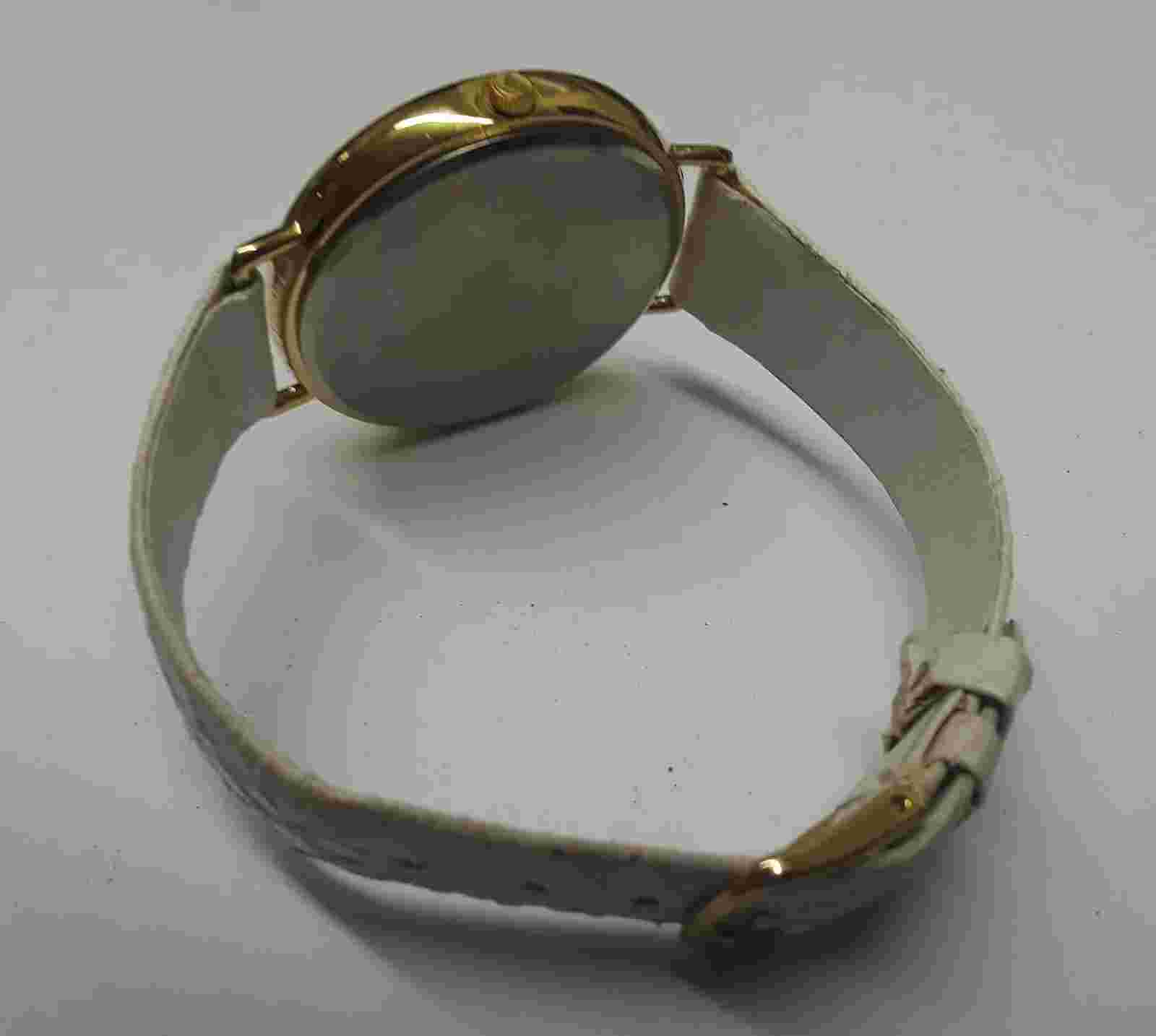 Triumph Pearl Analog Quartz Wristwatch w/Genuine Leather (Brand New!)