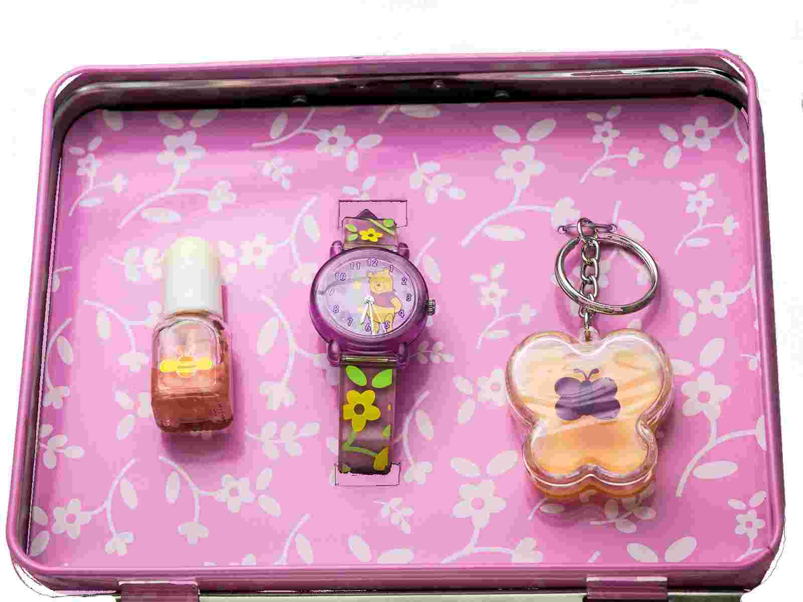 DISNEY:LORUS WINNIE the POOH ANALOG QUARTZ WATCH,NAIL POLISH/LIP GLOSS/ LUNCHBOX