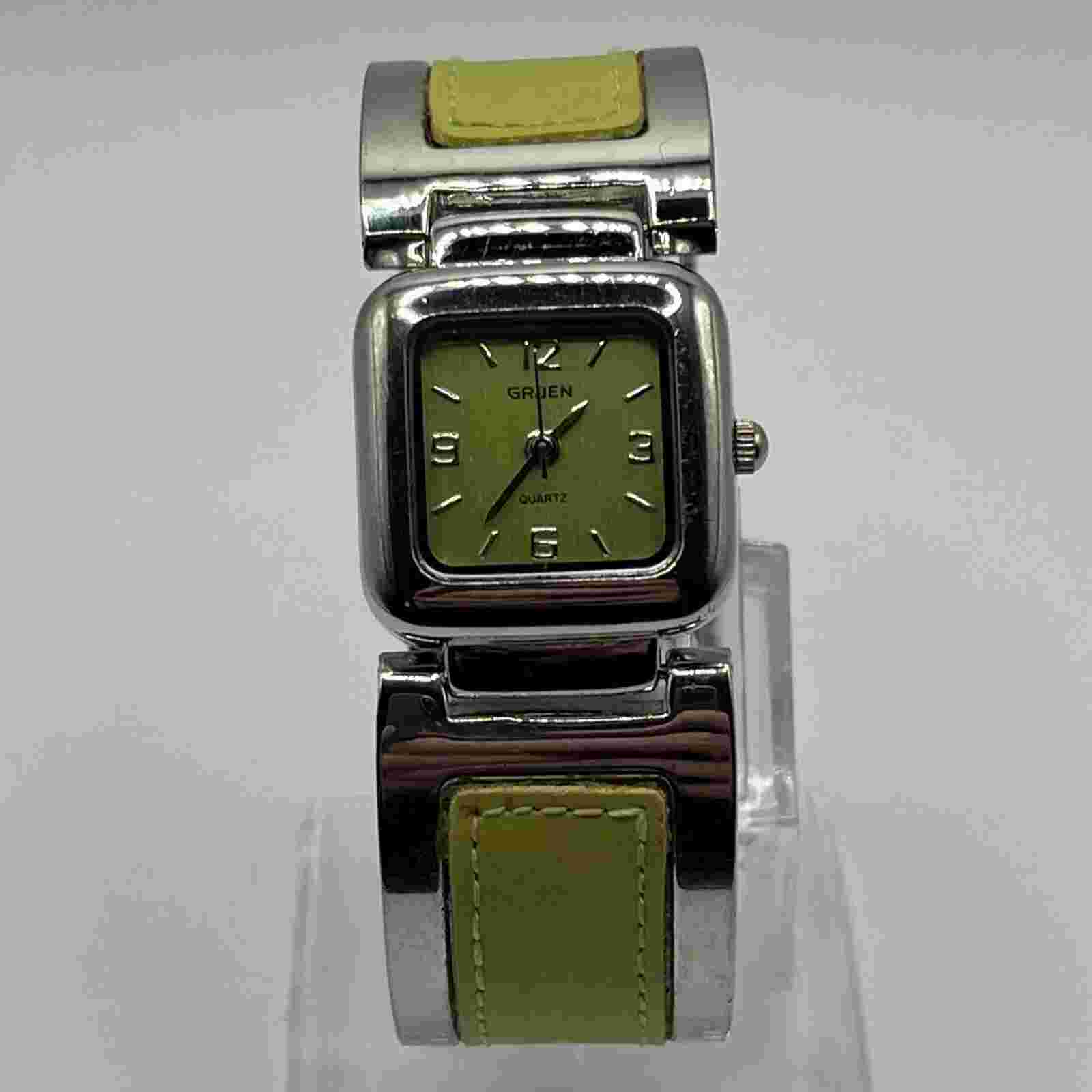 Gruen Women's Watch Lime Green & Silver Tone Dial & Band NEW BATTERY RUNS!