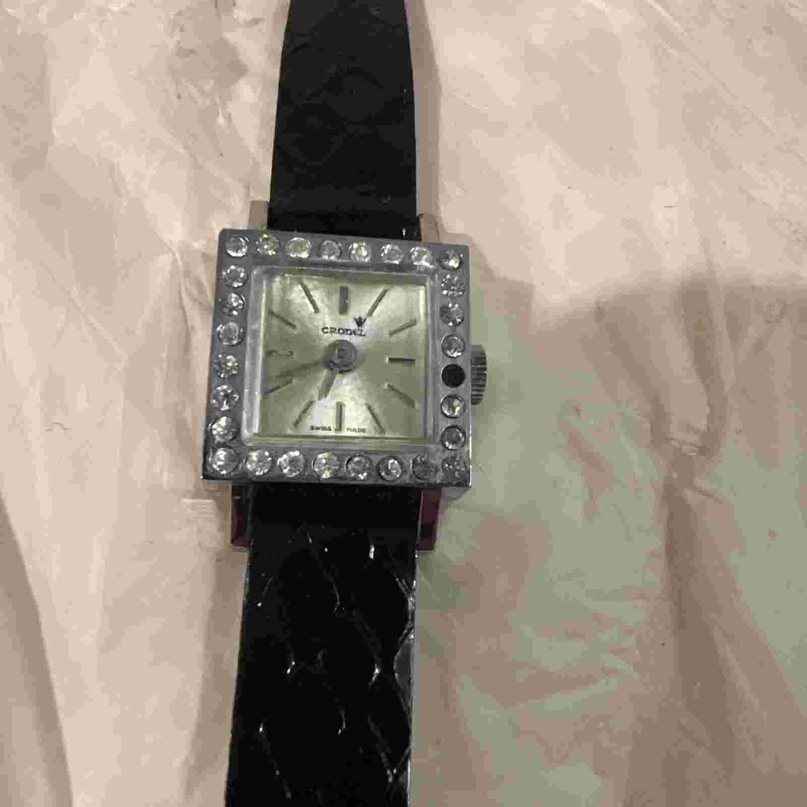 Vtg Cronel  #978 Silver Tone Swiss Made  Manual Wind Ladies Original Box WORKS