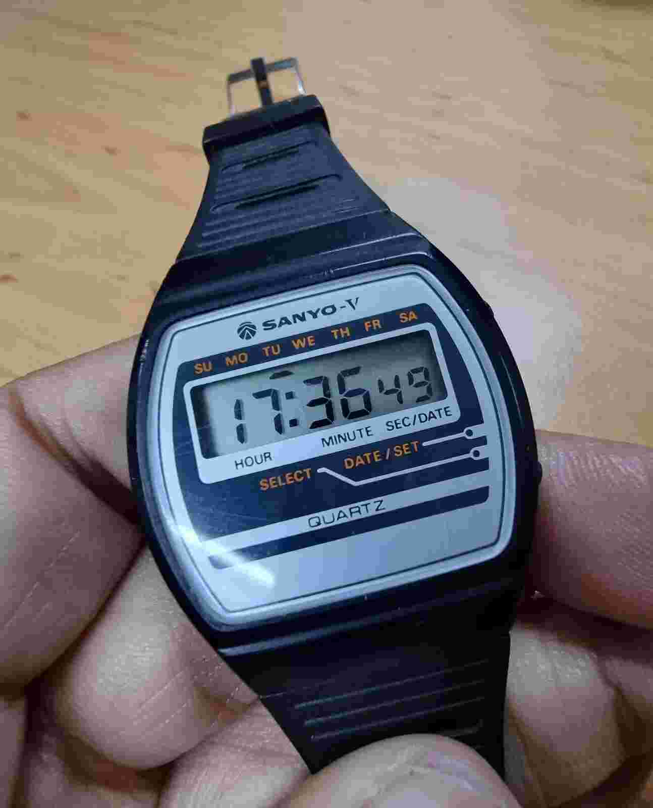 rare Vintage Sanyo Digital Quartz Watch Black Plastic