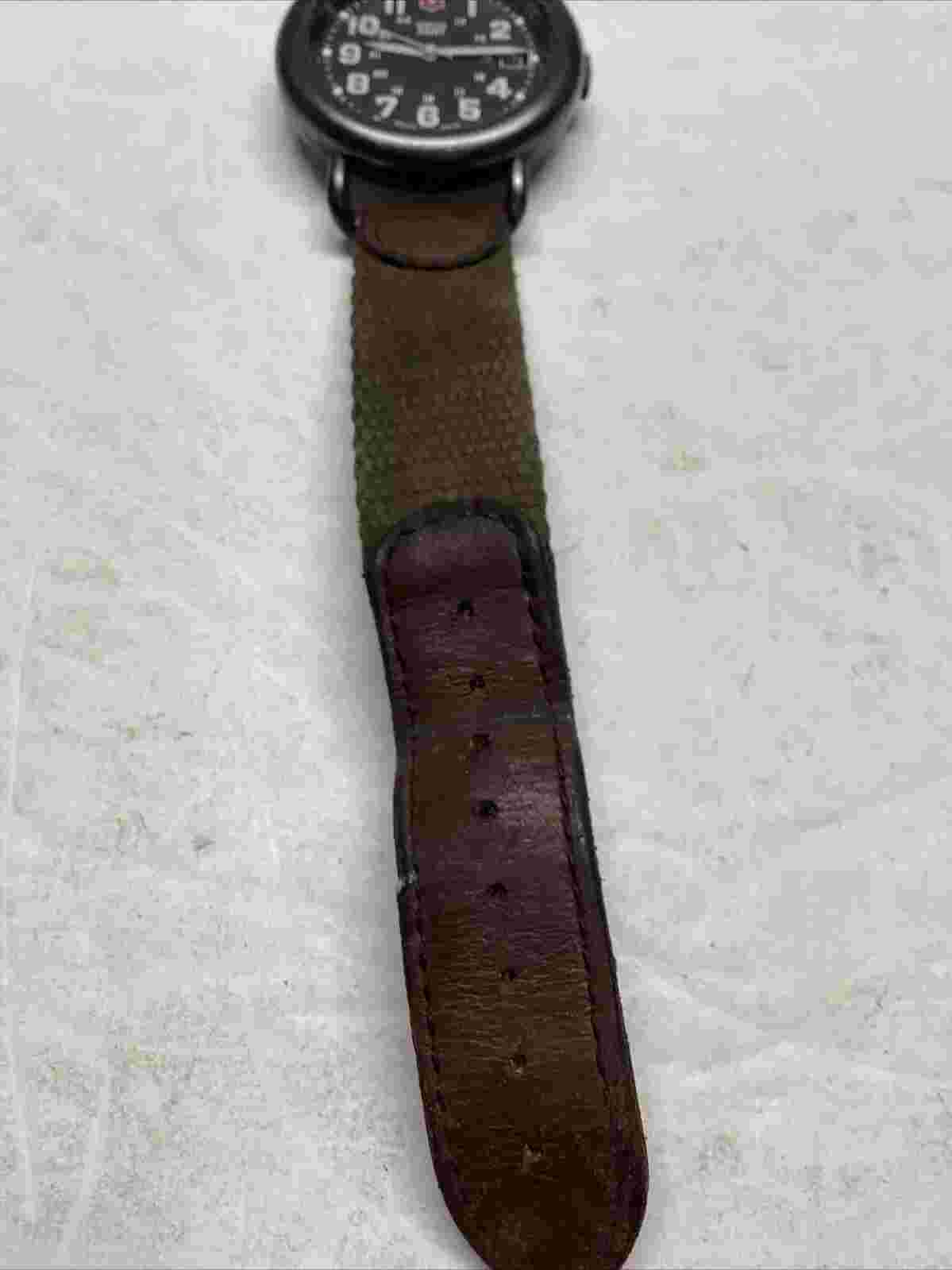 Vintage Swiss Army brand renegade military analogue quartz watch 30mm 100m Wr