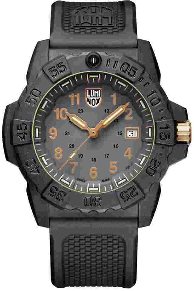 Luminox
Navy SEAL 3508 Gold Edition Military Dive Watch