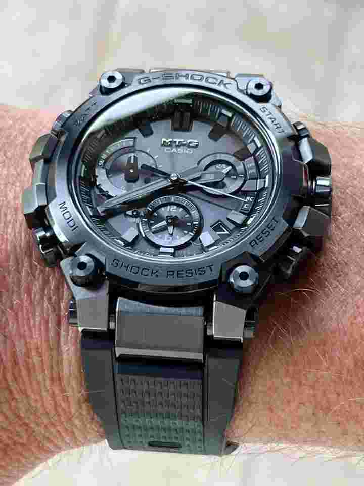 Casio G-Shock
New G-SHOCK MTG-B3000B-1A Solar Bluetooth Sapphire Crystal