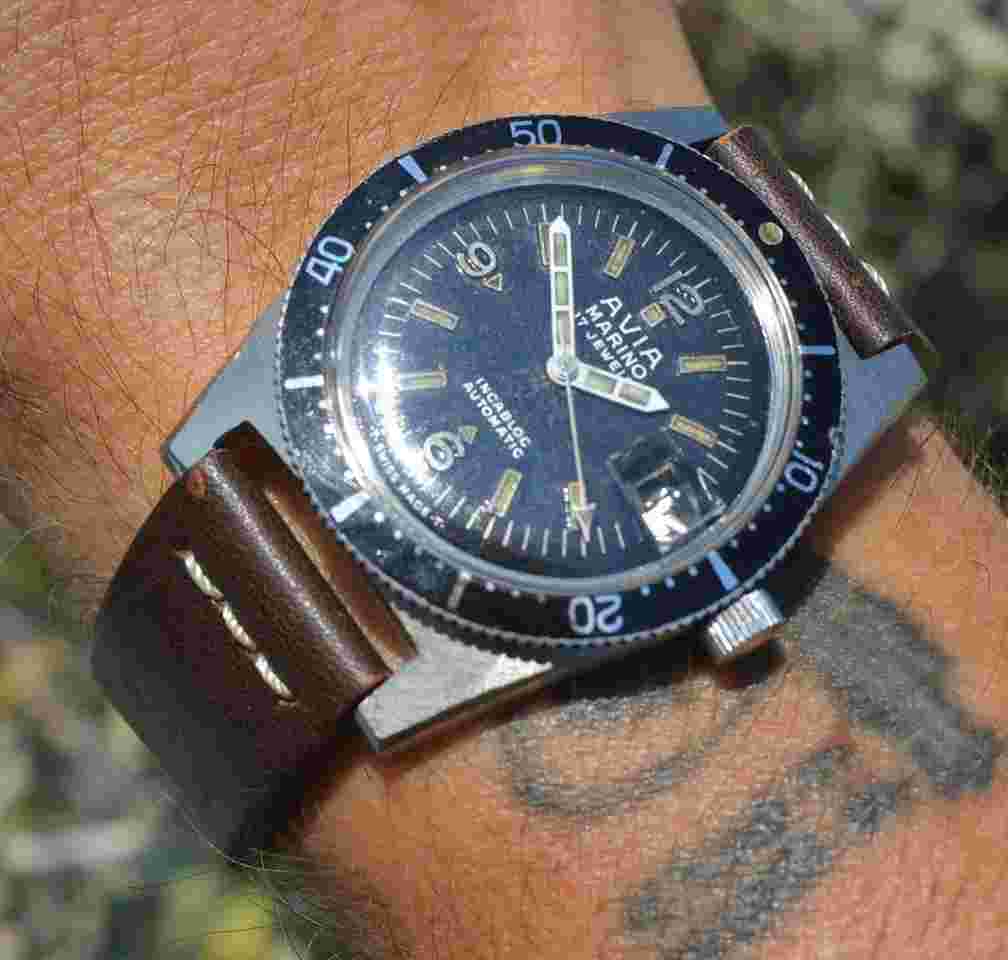 Avia Very Rare Marino Ref. 15009 Men's Vintage Stainless Steel Diver Stunning Warm Tritium Dial