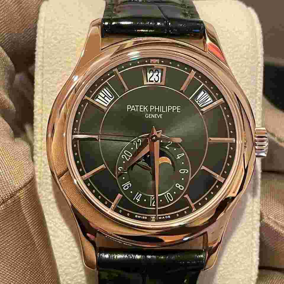 Complicated Watches 5205