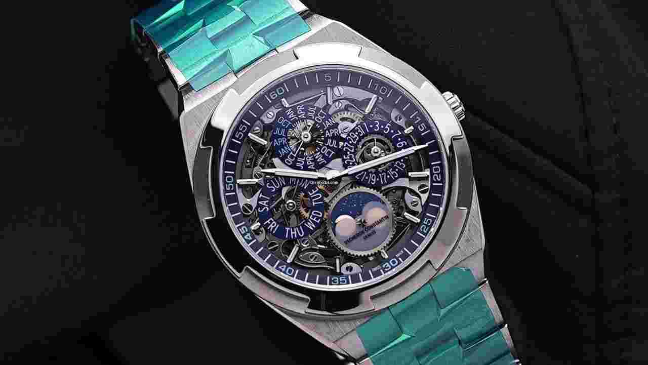 Vacheron Constantin Overseas
Perpetual Calendar Ultra Thin White Gold Skeleton New 2024 4300v/120g-b946