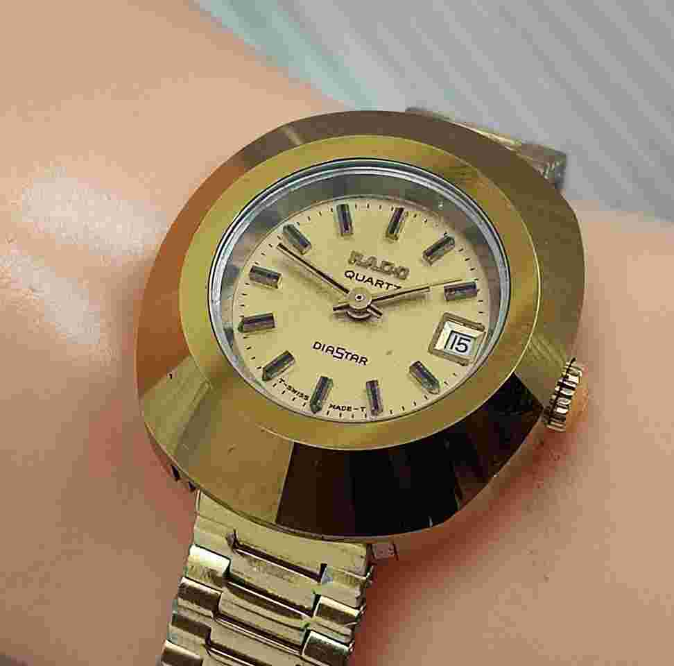 Rado Diastar
Quartz with original Rado bracelet