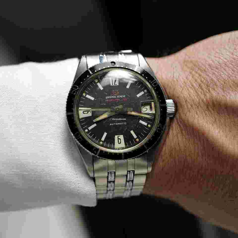 Universal Genève Polerouter
869116/01 Polerouter Sub Asymmetrical Case Year: 1967. Gay Freres bracelet. Serviced.