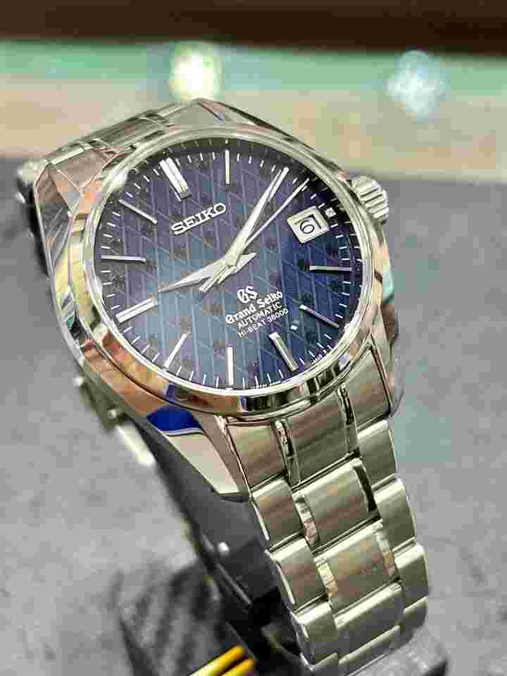 Grand Seiko
SBGH031 Hi Beat Limited