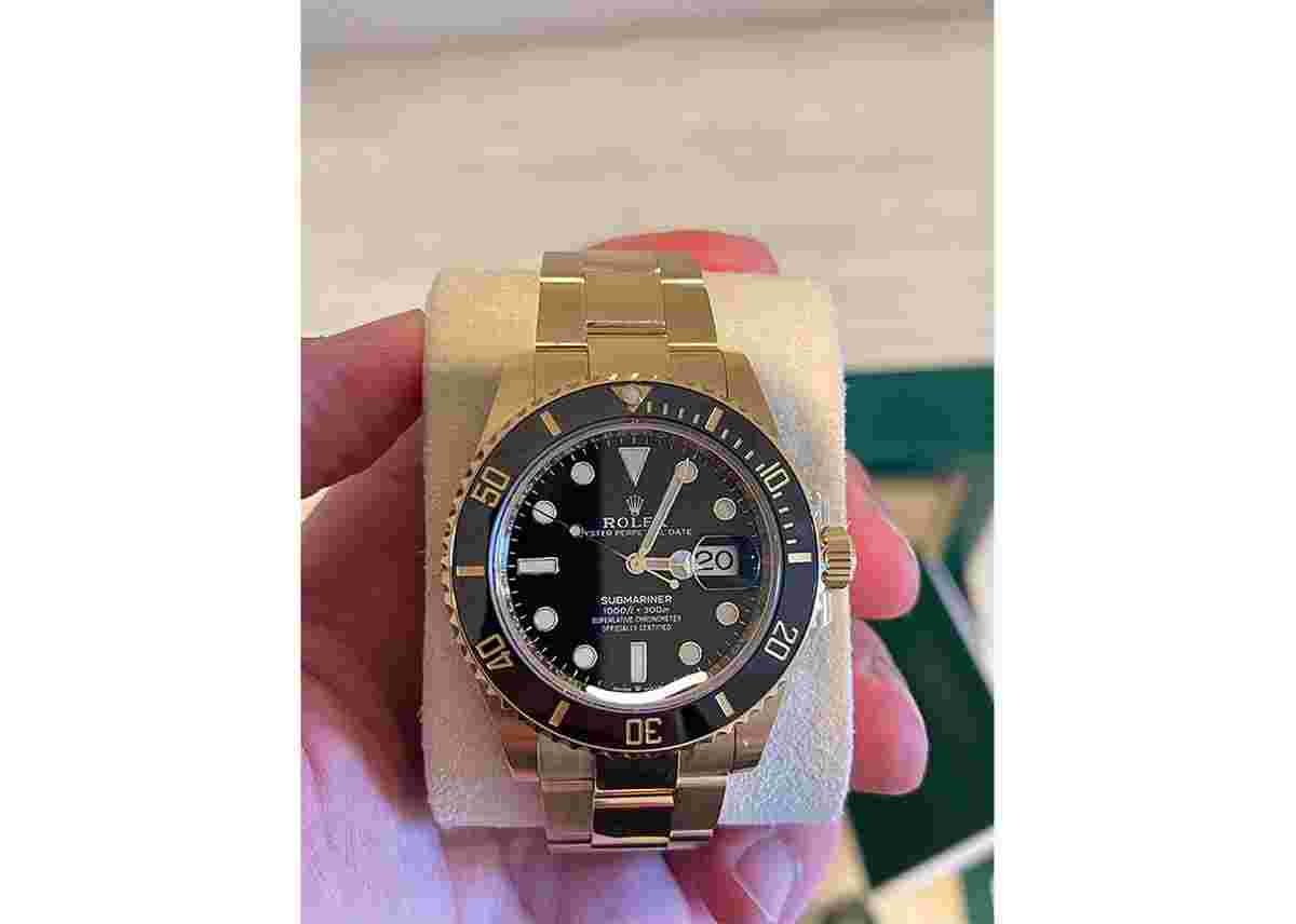 Rolex Submariner Date
41mm 126618 Oyster Yellow Gold Black Dial Unworn/Complete/2023+