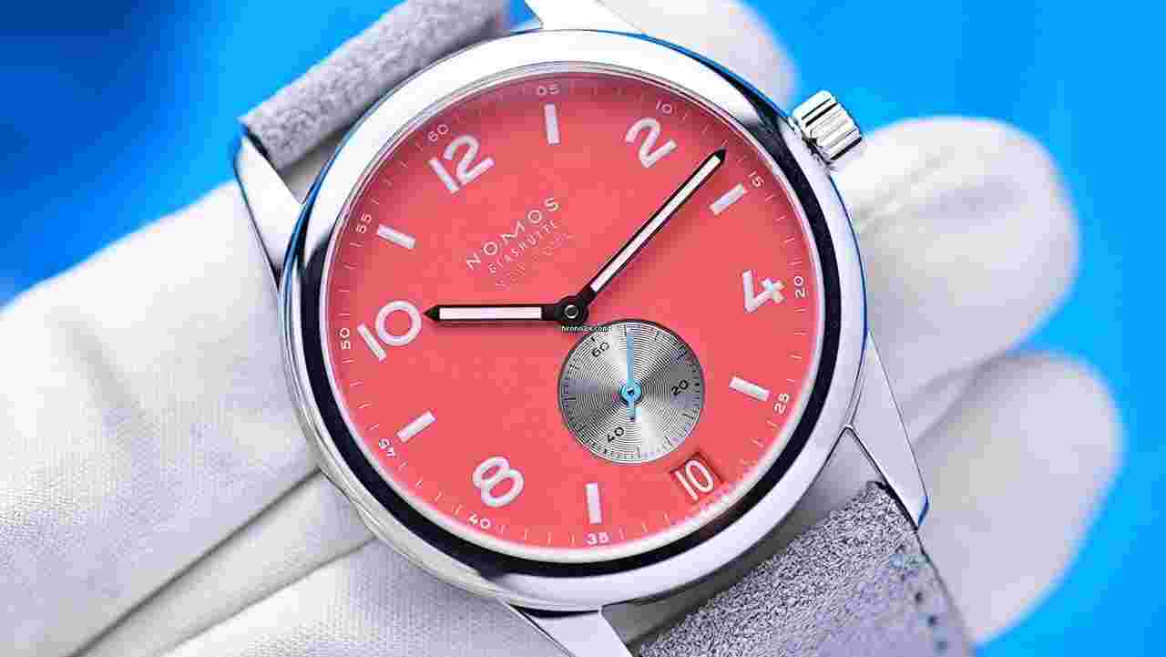 NOMOS Club
Glashütte Club Date 38 Limited Edition For Hodinkee 'Terracotta' 75 Pcs