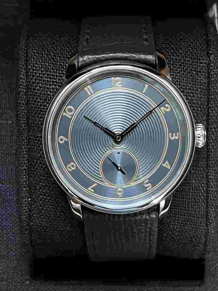 Louis Erard
La Petite Seconde Metropolis x The Horophile Slate Men's Watch 34248AA44.BVA152