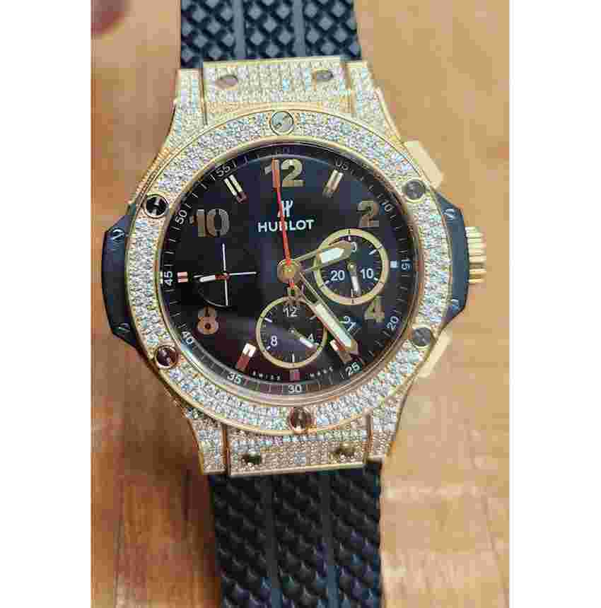Hublot Big Bang 44 mm
Chronograph Rose Gold Set With Factory Diamonds 44mm NEW UNWORN 301.PX.130.RX.174