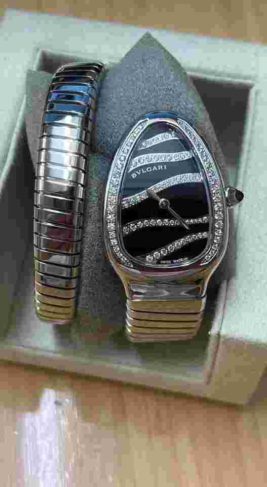 Bulgari Serpenti
Tubogas 35mm Ladies Watch NEW UNWORN FULL SET