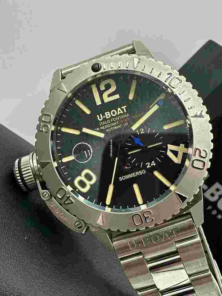 U-Boat
8590 SOMMERSO GMT Stainless Steel SWISS AUTOMATIC 46MM 300M DIVER