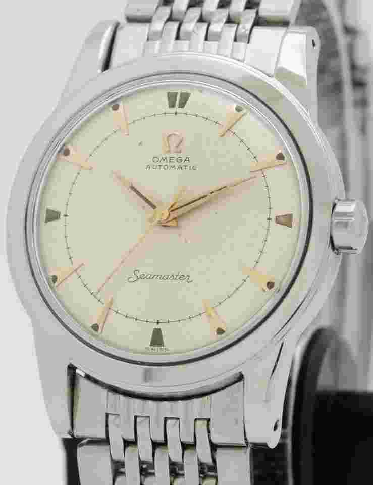 Omega Seamaster
Gold Arrow Marker Dial Vintage 1952 Watch Ref. 2577-11 Cal.354 Bumper