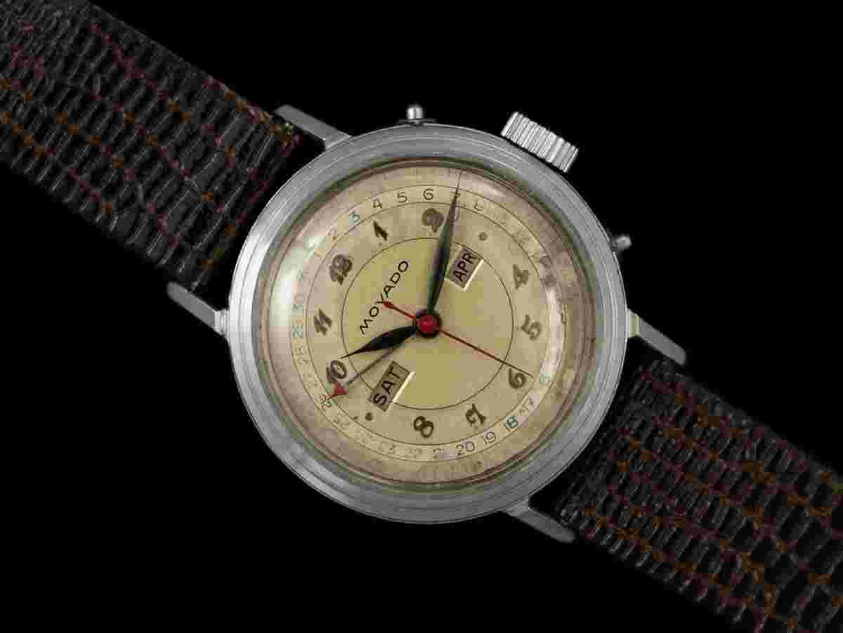 Movado 1940's Vintage Triple Calendar Mens Stainless Steel Watch - The Calendograph