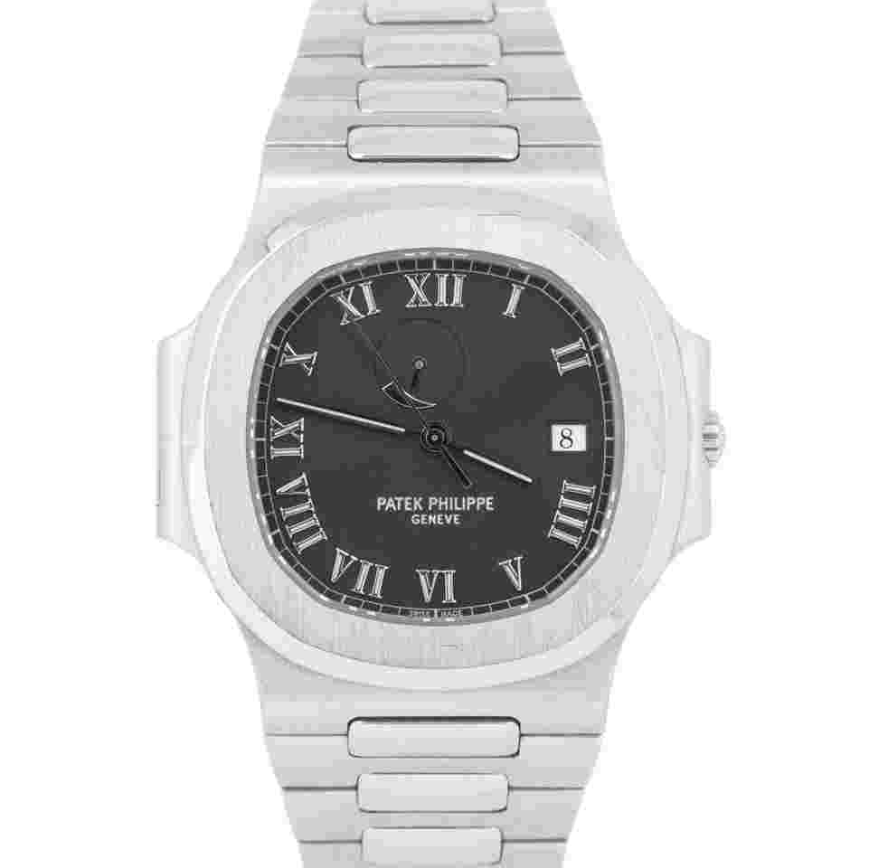 Patek Philippe Nautilus
UNPOLISHED PAPERS Nautilus Comet 3710/1A Black Roman 42mm B+P