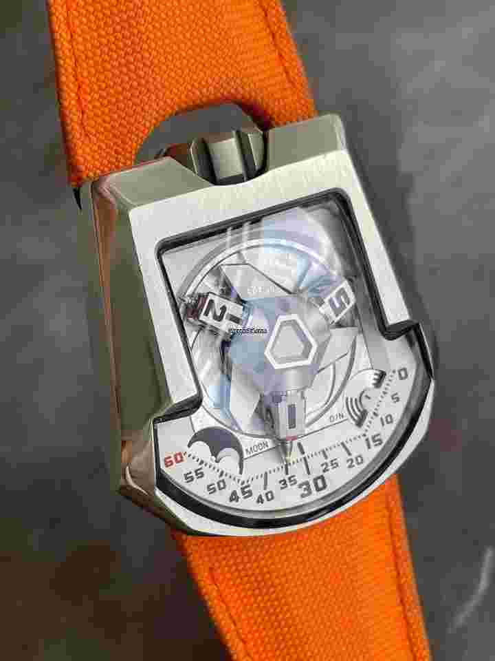 Urwerk UR-202
Speciale Edition Titanium