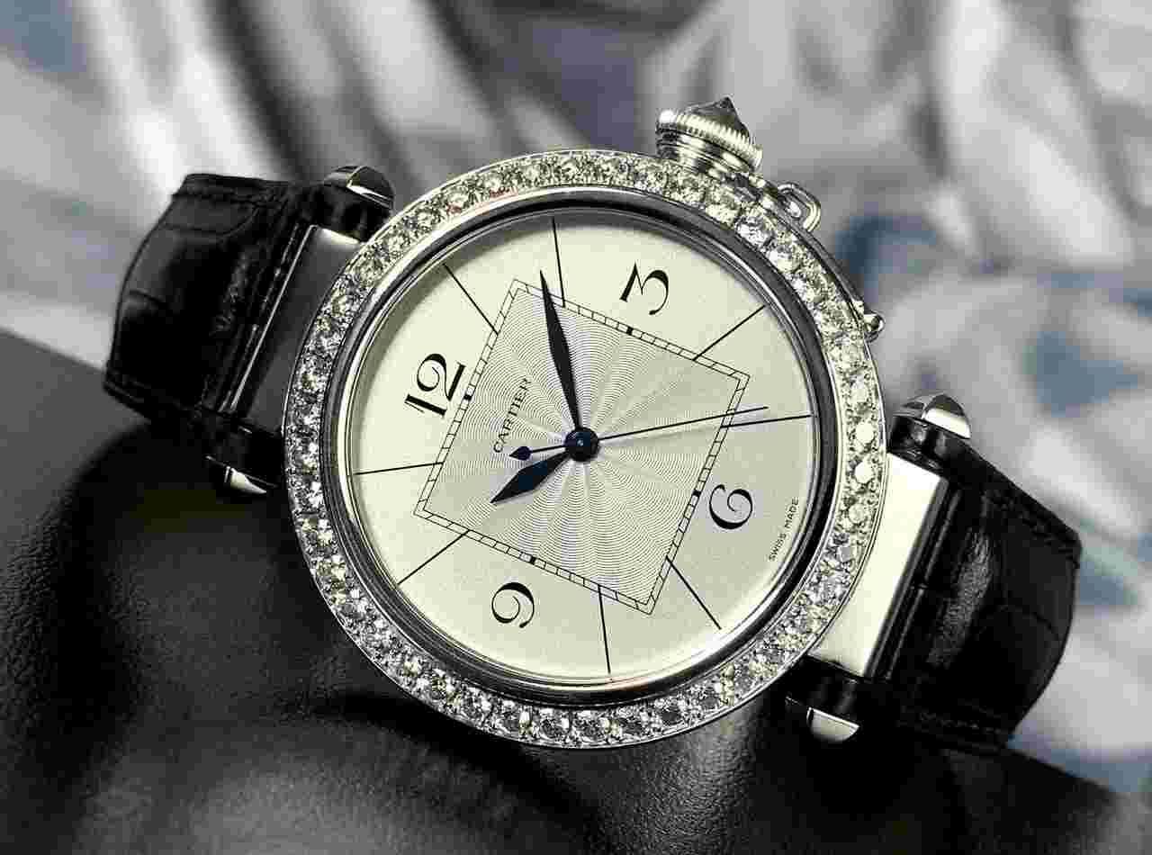 Cartier Pasha
Diamonds 18ct White Gold 42mm (2-Year Warranty)