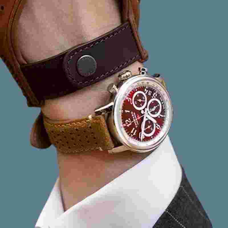 Chopard Mille Miglia
Classic Chronograph Rosso Amarena Calfskin Men’s Watch 168619-3003