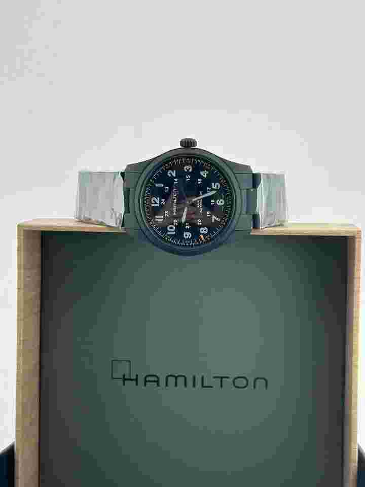Hamilton Khaki Field Titanium
AUTO Automatic | 38mm