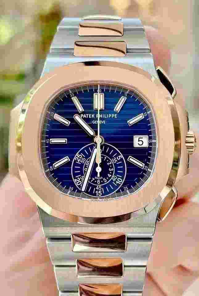Patek Philippe Nautilus
NOS Full set discontinued
