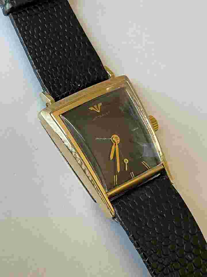 Wittnauer
Longines Art Deco Retro Style 10K Gold Filled Asymmetric Black Dial Vintage Swiss Made