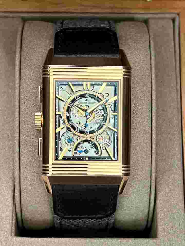Jaeger-LeCoultre Reverso
Chronograph 2024 Boutique Edition Rose Gold Q389257J