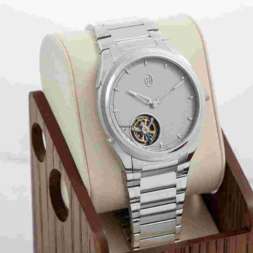 Parmigiani Fleurier Tonda
PF Flying Tourbillon PFH921-2020001-200182