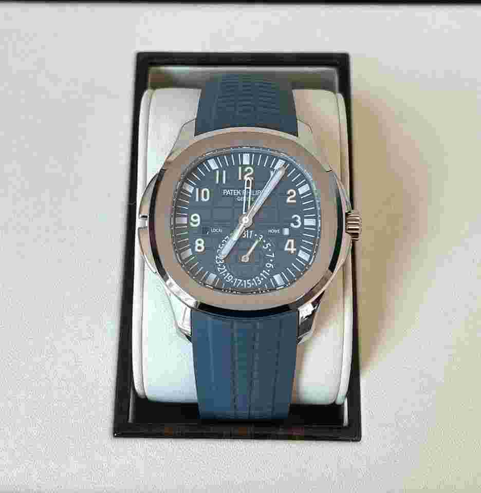Patek Philippe Aquanaut
Travel Time 5164G White Gold Blue Dial and Rubber Strap New Model 2024