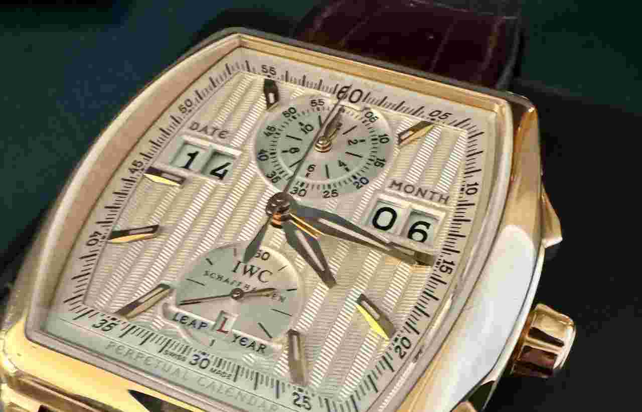 IWC Da Vinci Perpetual Calendar Digital Date-Month
IW376107