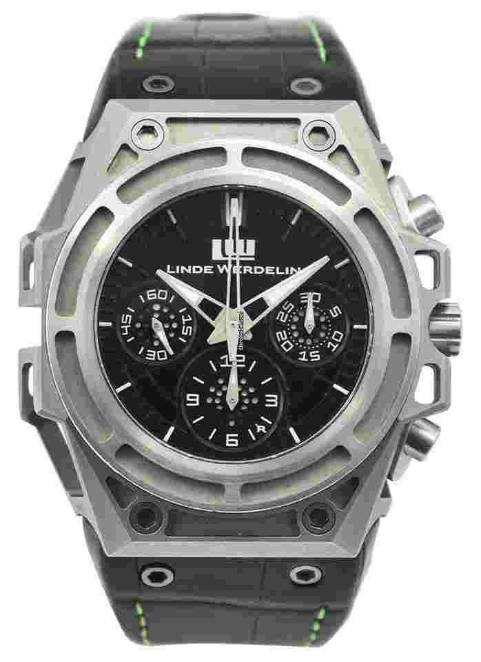 Linde Werdelin Spidospeed
Chronograph in Stainless Steel - Limited to 100 on Black and Green Leather Strap with Anthracite Dial - 3 Additional Rubber Straps