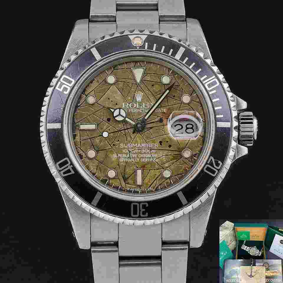 Rolex Submariner Date
16800 Unique Tropic Snake Spider dial 1984 Collector's Set Unpolished