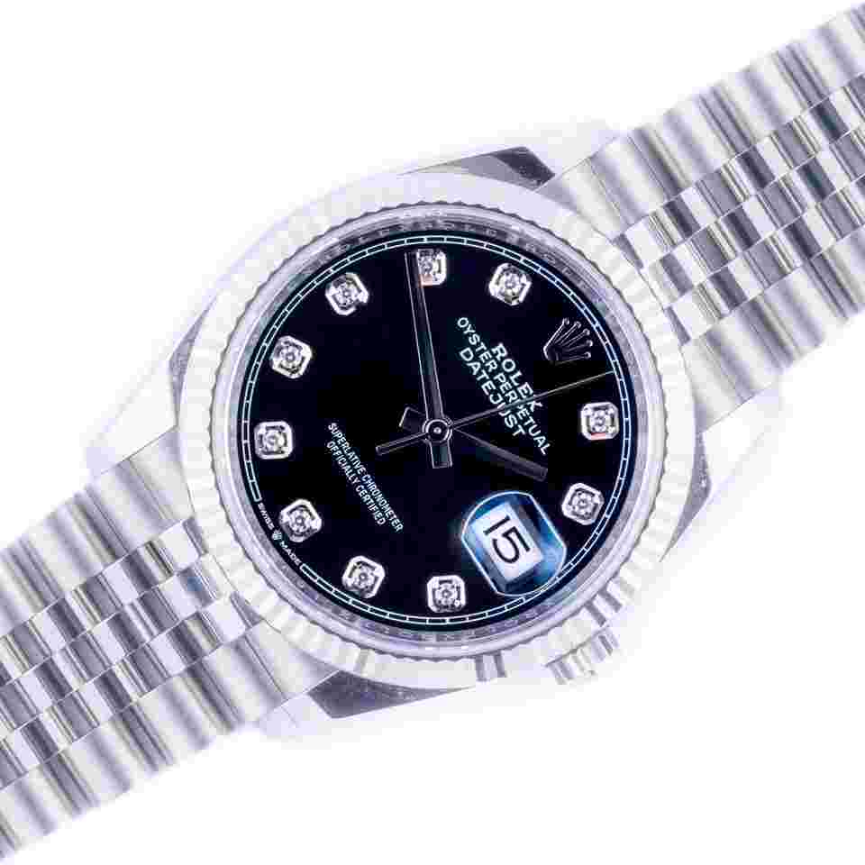 Rolex Datejust 36
Oyster Perpetual Datejust Black Diamond 126234 2020 (Full Set)
