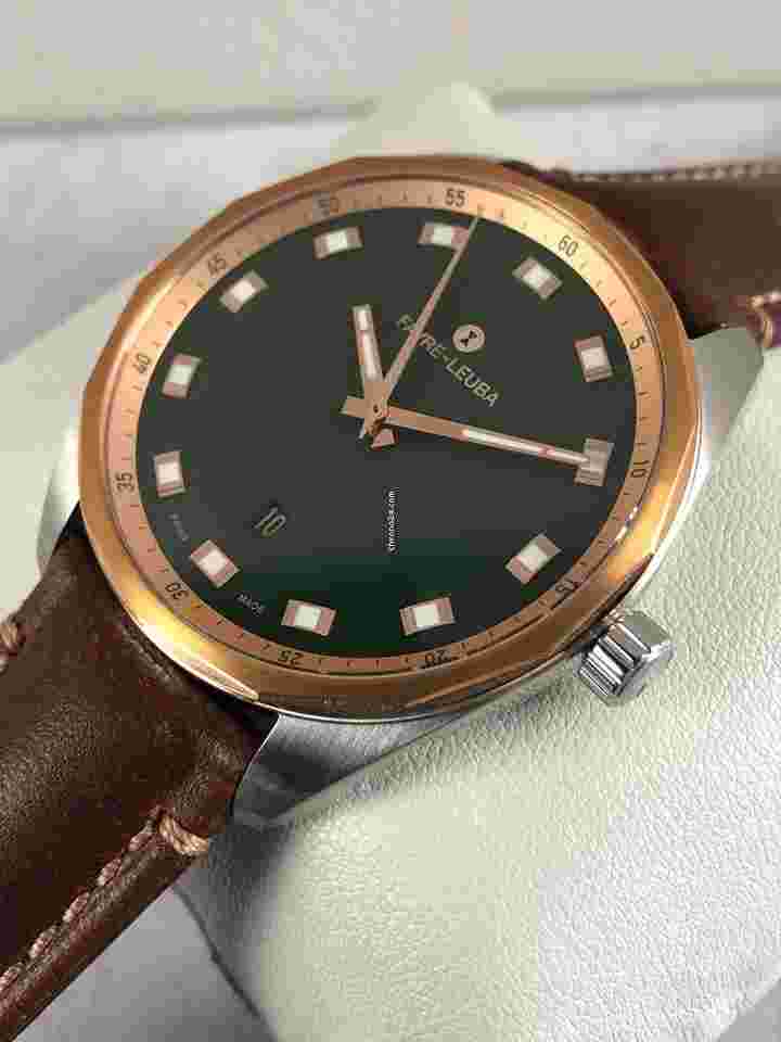 Favre-Leuba
Sky Chief Date Automatic 18K