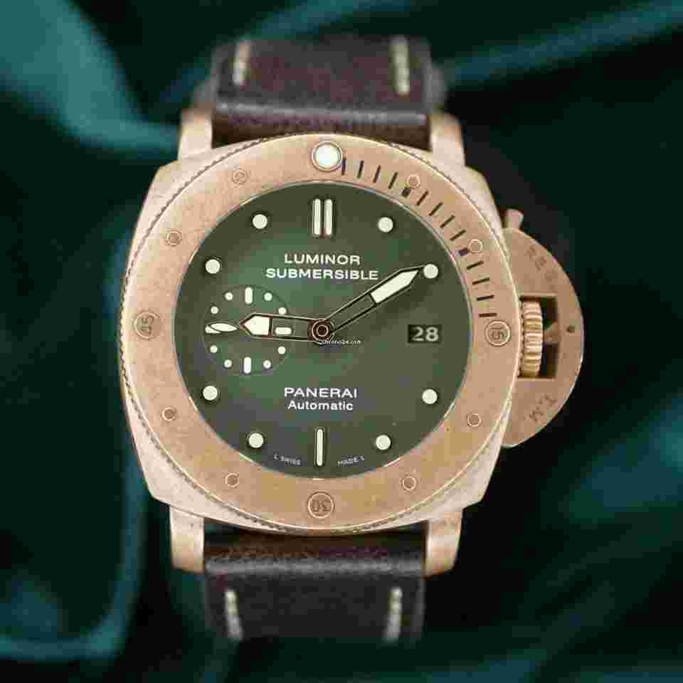 Panerai
FULL SET NEAR MINT Luminor Submersible 1950 3 Days Automatic Bronzo Green Bronze PAM00382