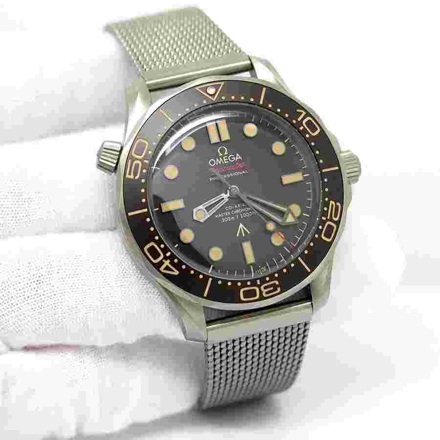 Omega Seamaster Diver 300 M
210.90.42.20.01.001 Automatic 2022 Titanium Very good