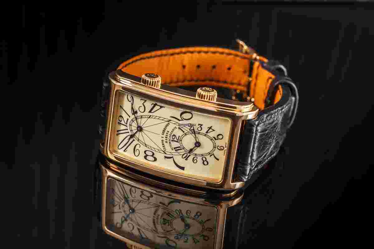 Cuervo y Sobrinos Prominente
                           
                                 Autorecargante 0 1112/1 Num 18k Gold Weight 108g 31mm