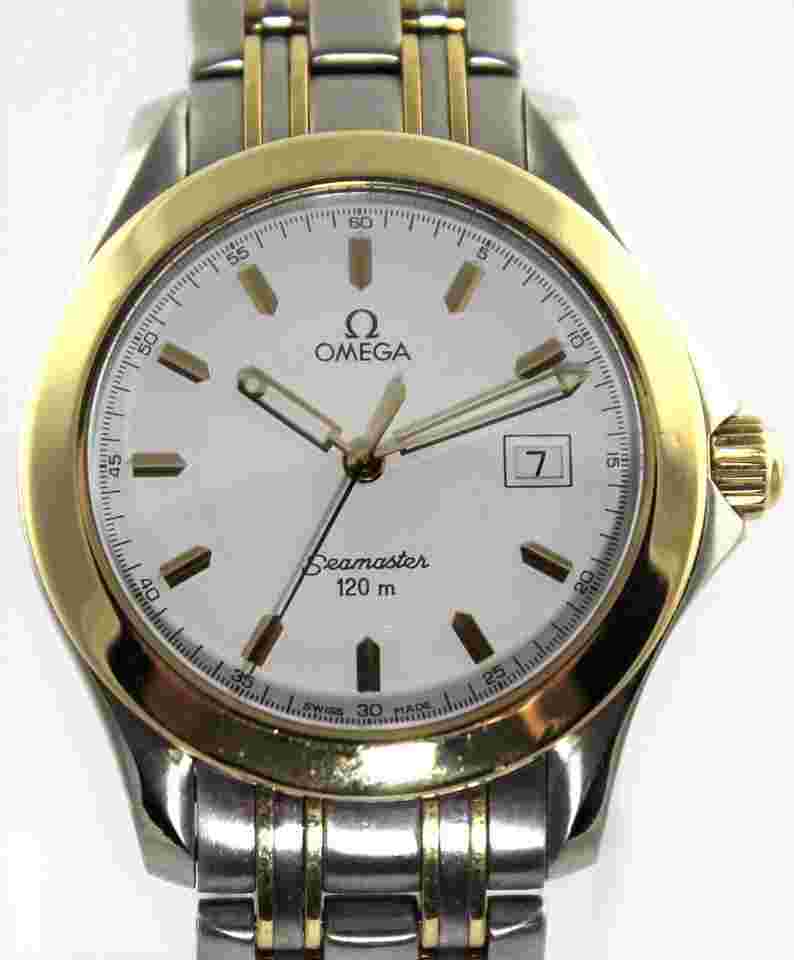 Omega Seamaster 120 M
2311.21 120M SWISS QUARTZ DATE 18K GOLD & STEEL MENS WHITE WATCH