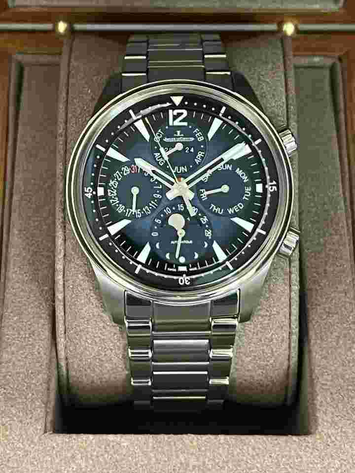 Jaeger-LeCoultre Polaris
Perpetual Calendar 42mm 2025 Boutique Exclusive Q9088180